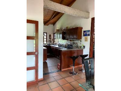 Casa de 4 alcobas en venta en Via Armenia, Pereira, 280 m² · foto 10 de 20