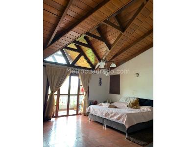 Casa de 4 alcobas en venta en Via Armenia, Pereira, 280 m² · foto 15 de 20