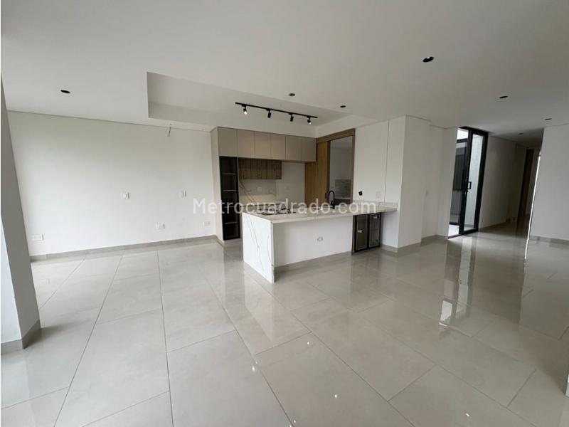 Piso – Pereira, Pinares de San Martin, Pinares de San Martín - Más