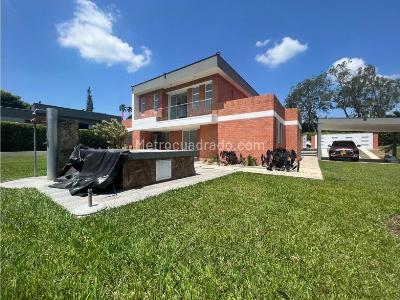 Casa en venta en Cerritos, Pereira · foto 2 de 19