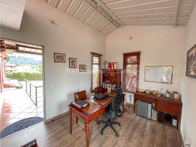 Casa de 5 alcobas en venta en La Balsa, Chía, 430 m² · foto 11 de 15