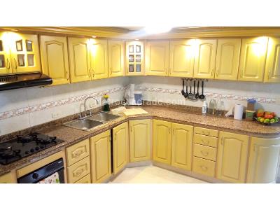 Casa de 3 alcobas en venta en El Poblado, Pereira, 161 m² · foto 12 de 20