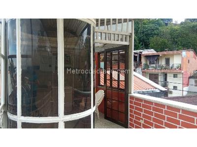 Casa de 3 alcobas en venta en El Poblado, Pereira, 161 m² · foto 18 de 20