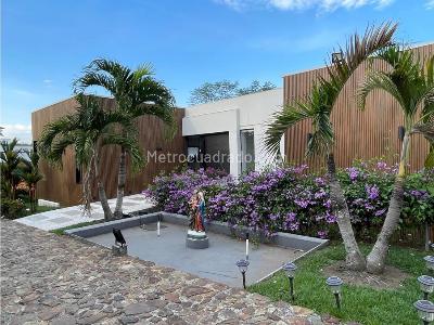 Casa de 5 alcobas en venta en Cerritos, Pereira, 700 m² · foto 10 de 20