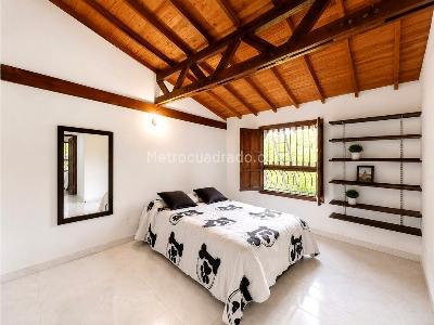 Casa en venta en Via Armenia, Pereira · foto 2 de 19