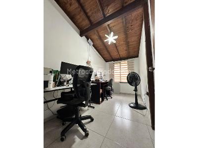 Casa de 3 alcobas en venta en Via Viterbo, Pereira, 240 m² · foto 3 de 11