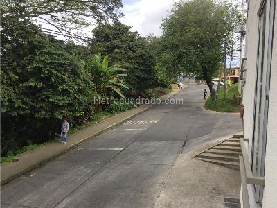 Casa en venta en 2500 Lotes, Pereira · foto 17 de 18