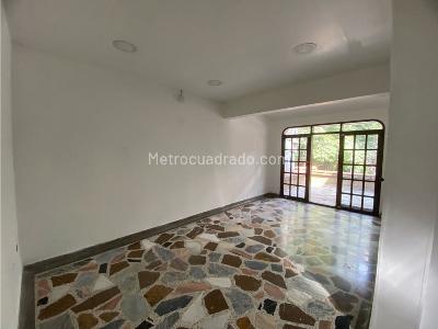 Casa de 5 alcobas en venta en Alamos, Pereira, 364 m² · foto 9 de 20