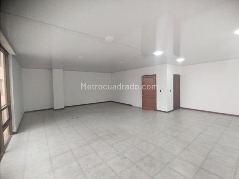 Edificio de Oficinas en Arriendo, Centro, Pereira - Más