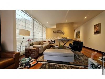 Apartamento de 3 alcobas en venta en El Refugio, Bogotá, 130 m² · foto 4 de 20