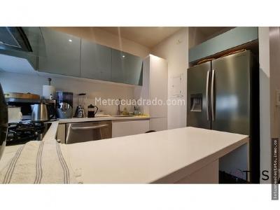 Apartamento de 3 alcobas en venta en El Refugio, Bogotá, 130 m² · foto 6 de 20