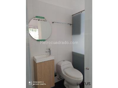 Casa de 5 alcobas en venta en Santa Teresita, Bogotá, 321 m² · foto 6 de 20