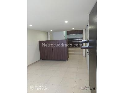 Casa de 5 alcobas en venta en Santa Teresita, Bogotá, 321 m² · foto 8 de 20