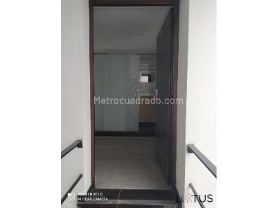 Casa de 5 alcobas en venta en Santa Teresita, Bogotá, 321 m² · foto 12 de 20