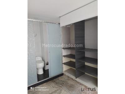 Casa de 5 alcobas en venta en Santa Teresita, Bogotá, 321 m² · foto 14 de 20