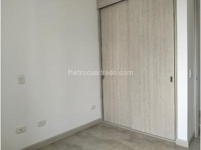 Apartamento en venta en Pinares, Pereira · foto 8 de 11
