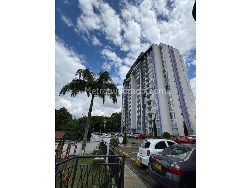 Piso – AMCO, Area Metropolitana Centro Occidente - Vista 2