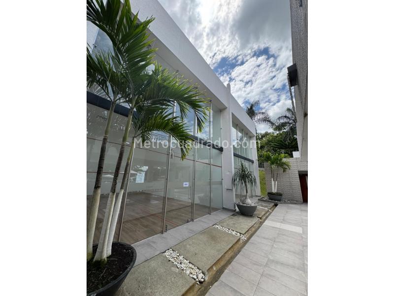 Piso – AMCO, Area Metropolitana Centro Occidente - Más