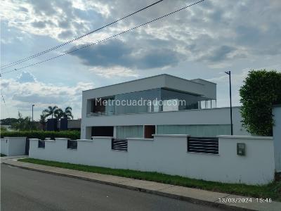 Casa en venta en Combia, Pereira · foto 2 de 20