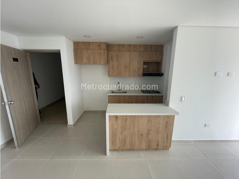 Spacious 3BR Apartment for Rent in La Estrella - 3