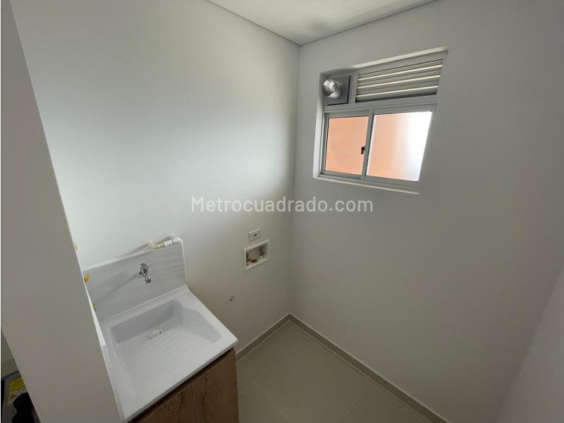 Spacious 3BR Apartment for Rent in La Estrella - 4
