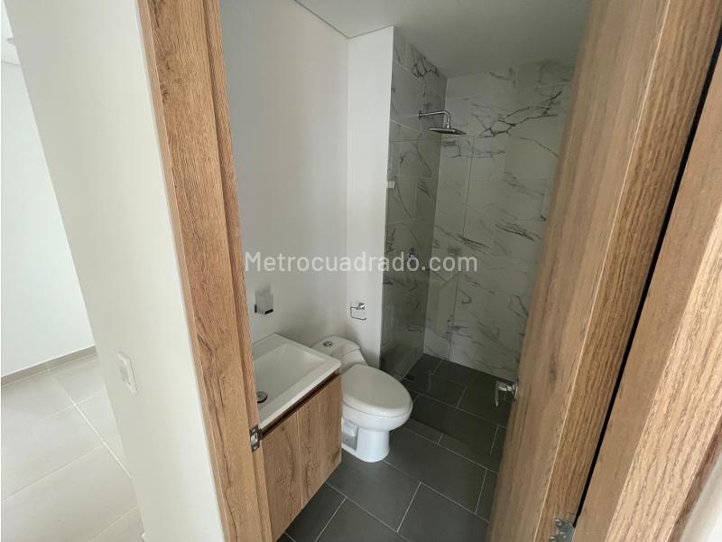 Spacious 3BR Apartment for Rent in La Estrella - 5