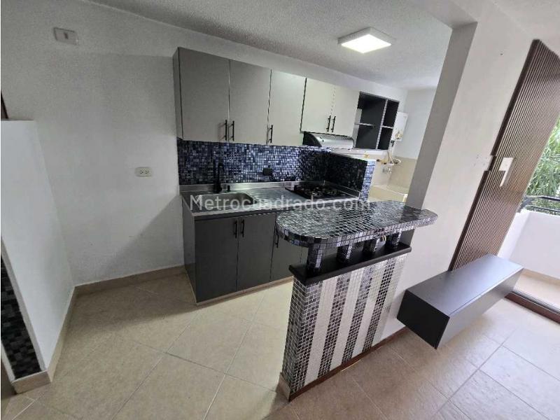 Beautiful 3BR Apartment in Loma Del Indio - 4