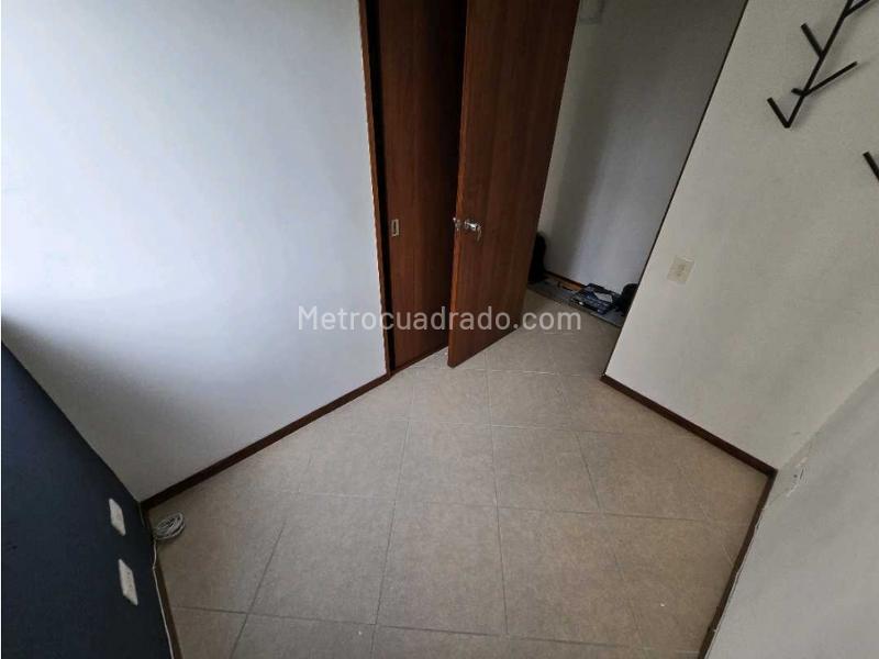 Beautiful 3BR Apartment in Loma Del Indio - 9