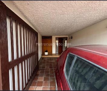 Casa en venta en La Floresta, Bogotá · foto 2 de 20