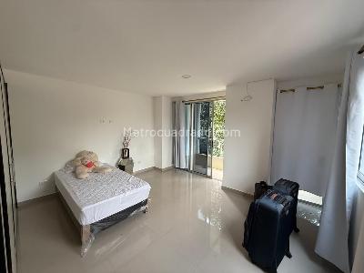 Apartaestudio en venta en Los Colores, Medellín, 46 m² · foto 4 de 4