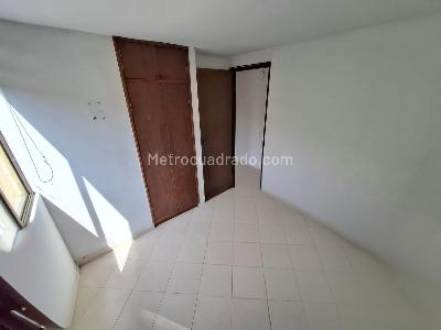 Apartamento en venta en Los Colores, Medellín · foto 9 de 17