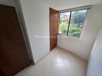 Apartamento en venta en Los Colores, Medellín · foto 11 de 17