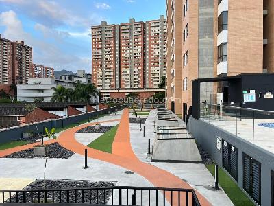 Apartamento en venta en Los Colores, Medellín · foto 14 de 18