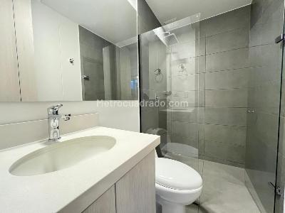 Apartamento en venta en Los Colores, Medellín · foto 12 de 18