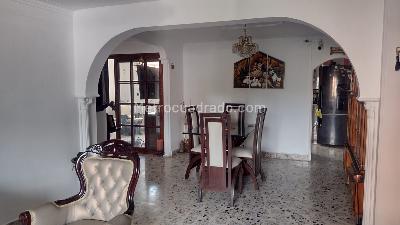 Apartamento de 3 alcobas en venta en Los Colores, Medellín, 108 m² · foto 3 de 11