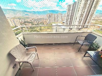 Apartamento de 3 alcobas en venta en Calasanz Parte Alta, Medellín, 85 m² · foto 7 de 20