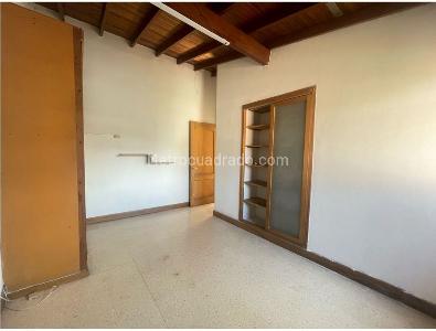 Casa de 5 alcobas en venta en Los Colores, Medellín, 500 m² · foto 13 de 18
