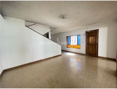 Casa de 5 alcobas en venta en Los Colores, Medellín, 500 m² · foto 8 de 18