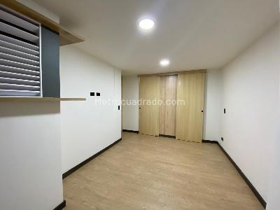 Apartamento de 2 alcobas en venta en Laureles, Medellín, 75 m² · foto 15 de 17