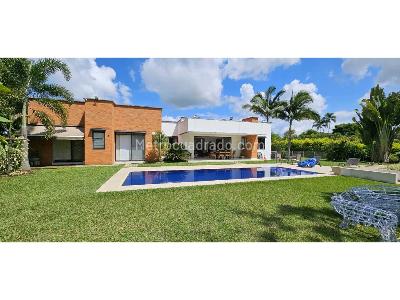 Casa de 3 alcobas en venta en Cerritos, Pereira, 265 m² · foto 2 de 20
