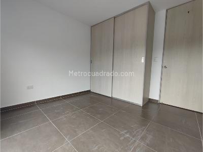 Apartamento en venta en Alamos, Pereira · foto 6 de 10