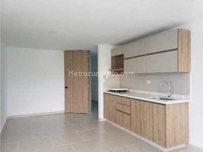 Apartaestudio en venta en Alamos, Pereira, 62 m² · foto 2 de 20