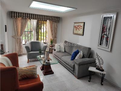 Casa en venta en Corales, Pereira · foto 2 de 12