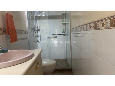 Casa de 4 alcobas en venta en El Velodromo, Medellín, 191 m² · foto 6 de 14