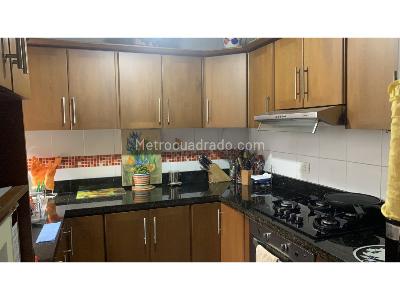 Casa de 4 alcobas en venta en El Velodromo, Medellín, 191 m² · foto 11 de 14