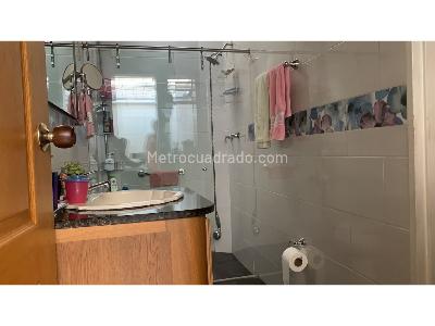 Casa de 4 alcobas en venta en El Velodromo, Medellín, 191 m² · foto 14 de 14