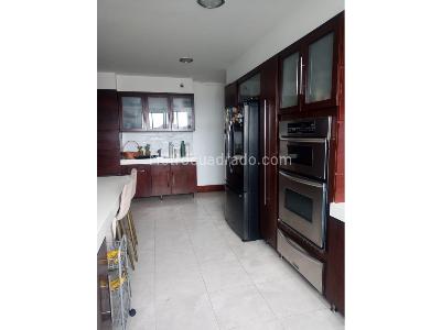 Apartamento en venta en Pinares, Pereira · foto 10 de 17