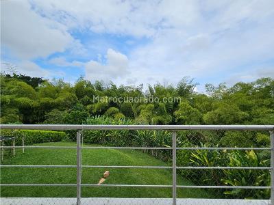 Casa de 4 alcobas en venta en Cerritos, Pereira, 500 m² · foto 17 de 20