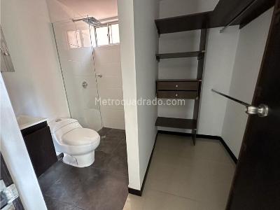 Apartamento en venta en Alto De Las Flores, Sabaneta · foto 8 de 20
