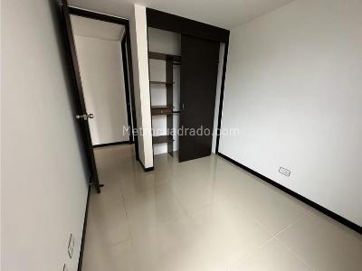 Apartamento en venta en Alto De Las Flores, Sabaneta · foto 13 de 20